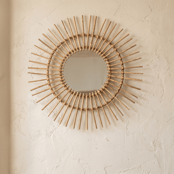 Specchio da parete rotondo a sole in rattan
