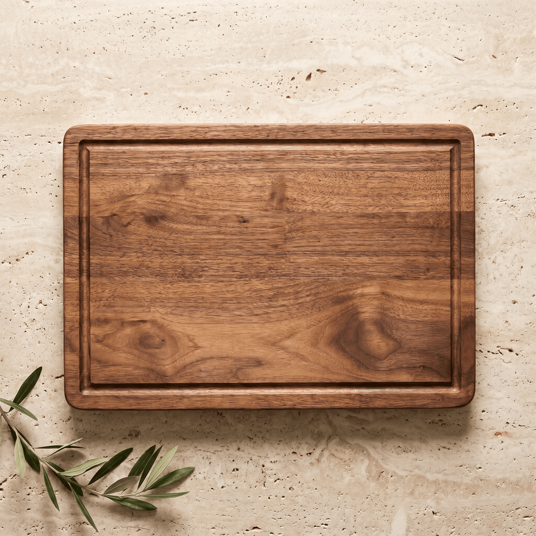 Planche à Découper Rectangulaire en Bois à Rigole