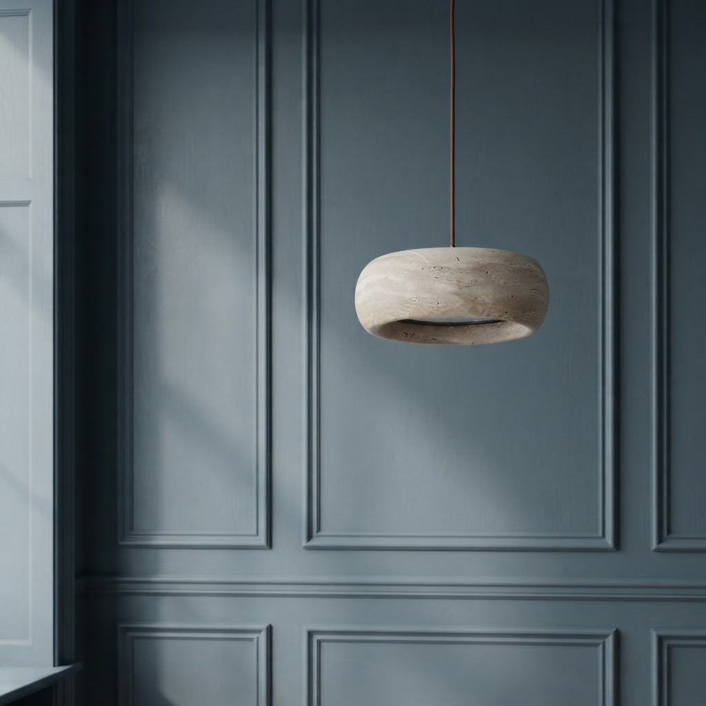 Suspension Cylindrique en Travertin & Support en Bois