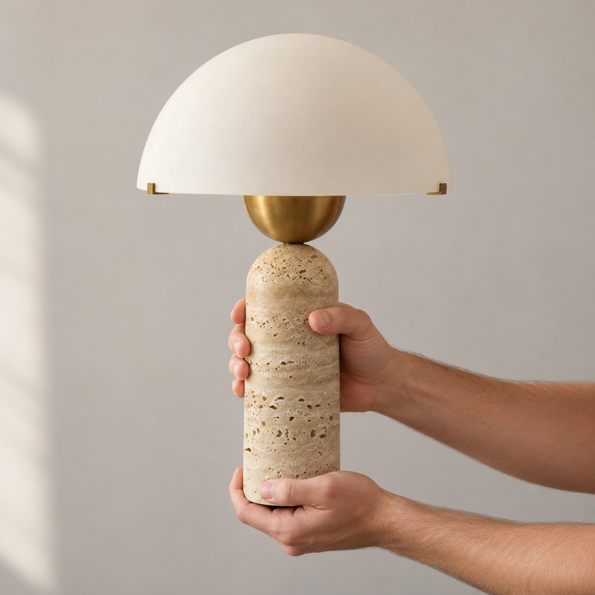 Lampe à Poser Dôme en Travertin & Métal