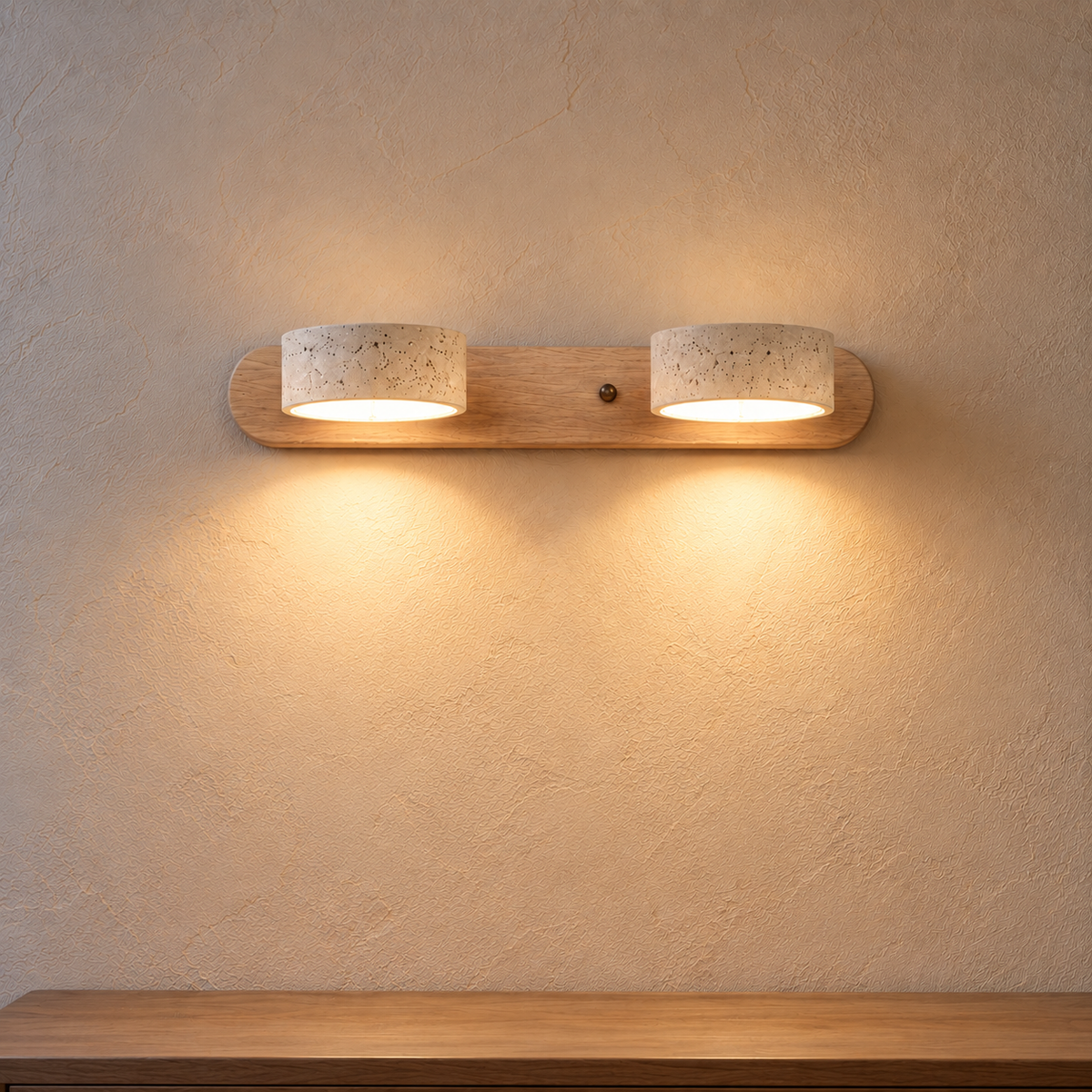 Applique a 2 faretti in travertino e legno