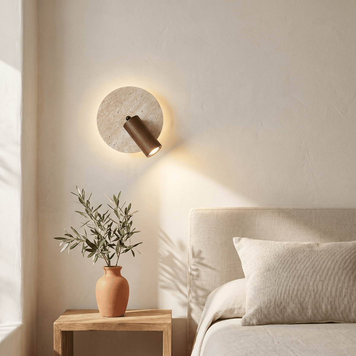 Applique Murale en Travertin & Spot Bois Orientable