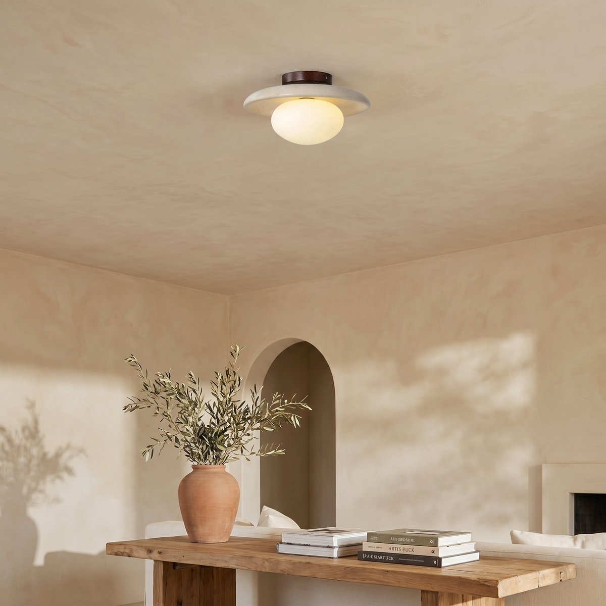 Plafonnier Disque en Travertin & Globe Opale Bois Foncé