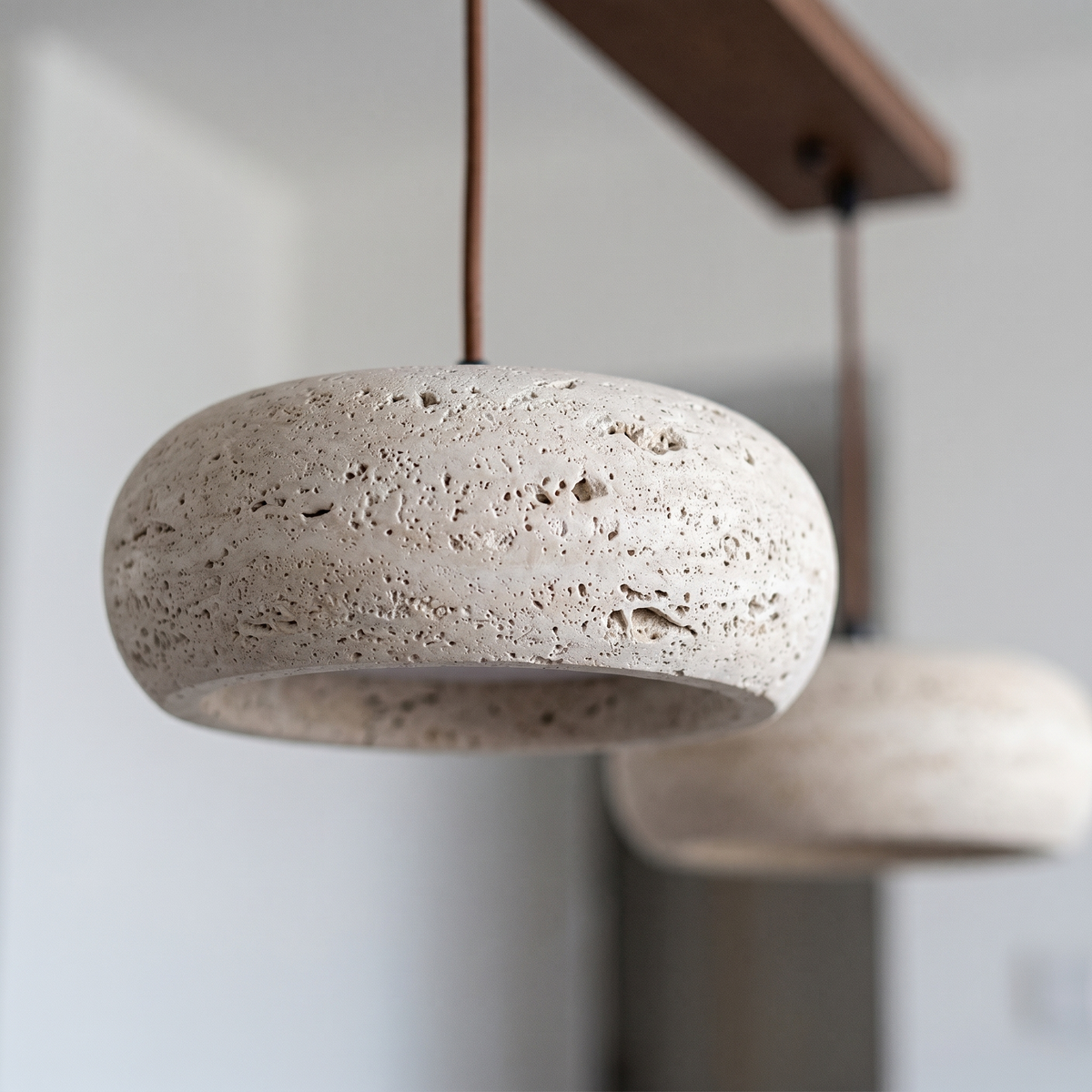 Lustre en Travertin 2 Lampes & Support en Bois