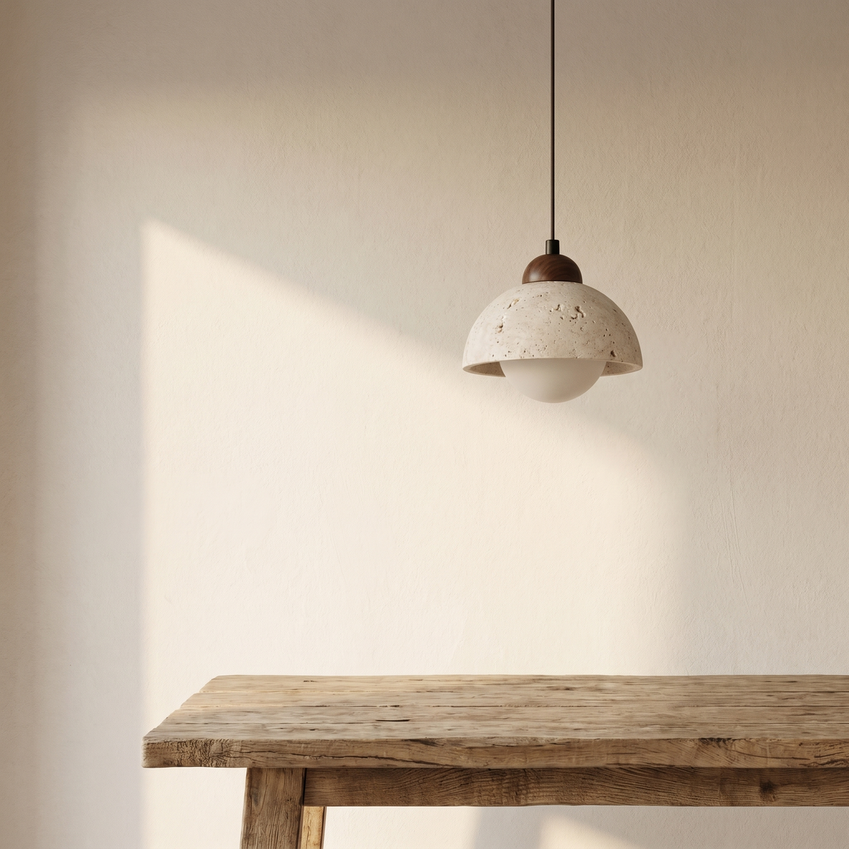 Suspension Coupelle en Travertin & Globe Opale