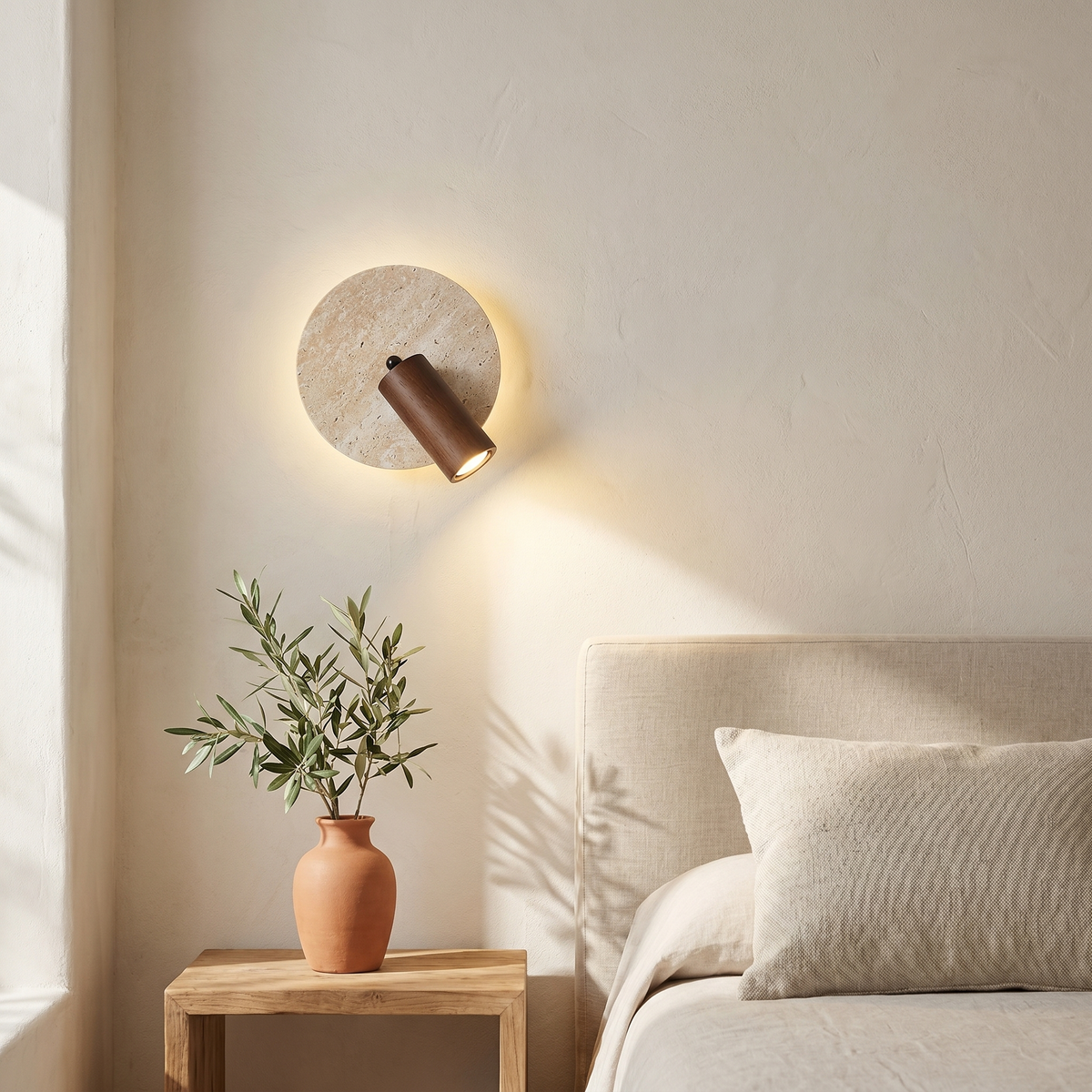 Applique Murale en Travertin & Spot Bois Orientable