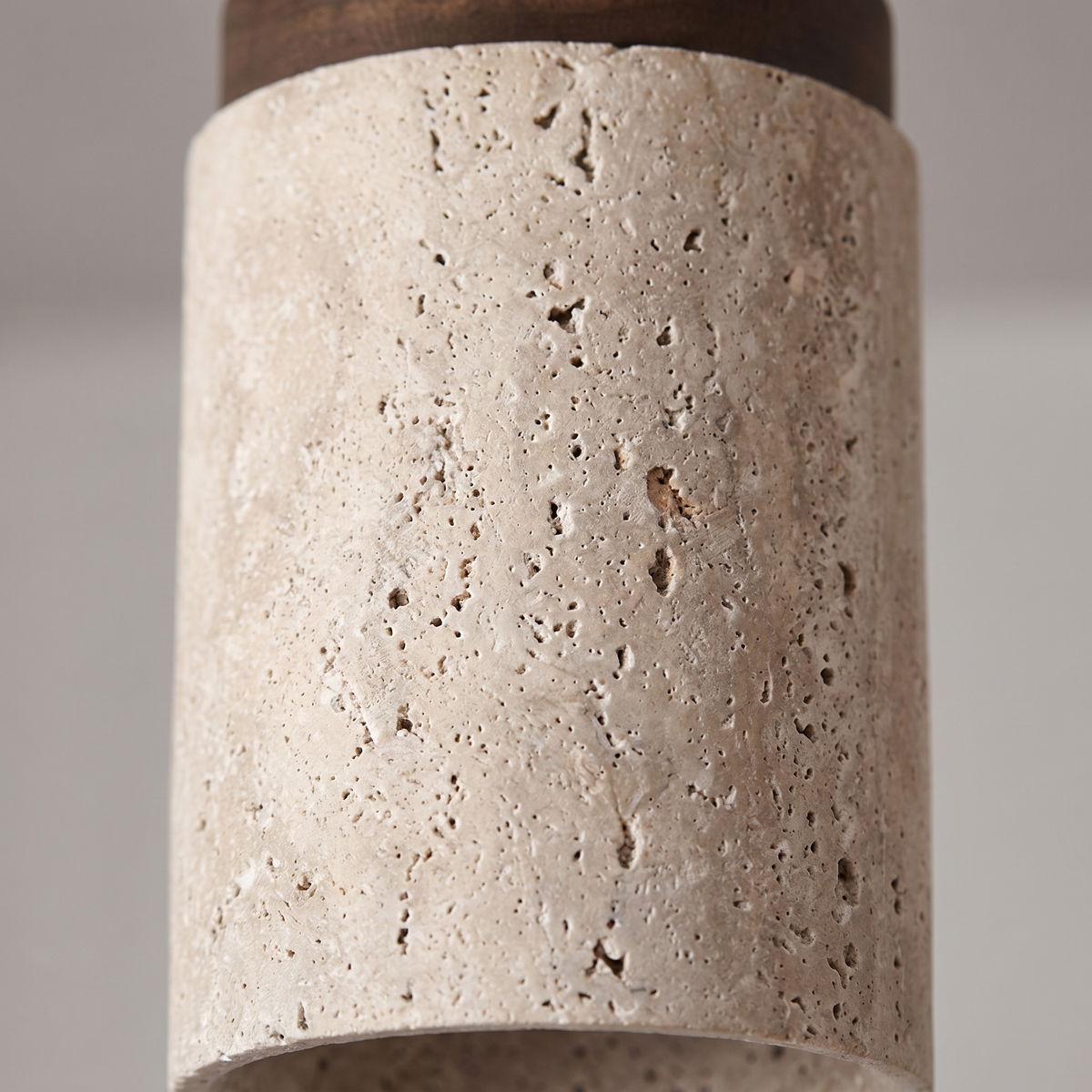 Plafonnier Colonne en Travertin & Effet Bois