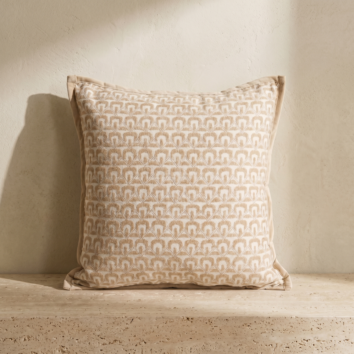 Housse de Coussin Jacquard Motif Géométrique