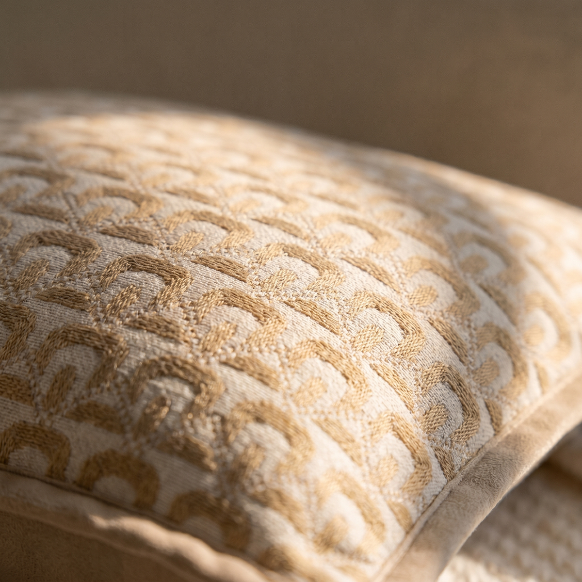 Housse de Coussin Jacquard Motif Géométrique