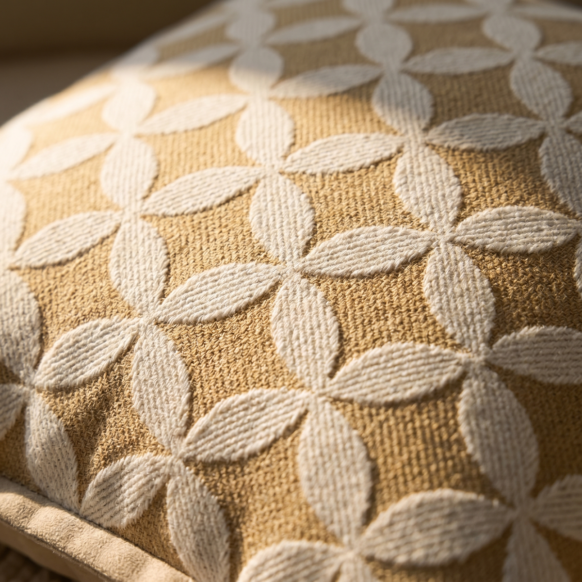 Housse de Coussin Jacquard Motif Rosace