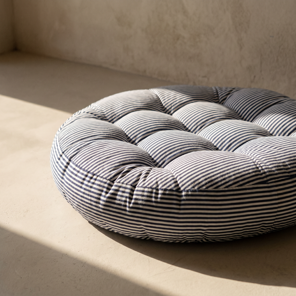 Coussin de Sol Rond Capitonné Rayé