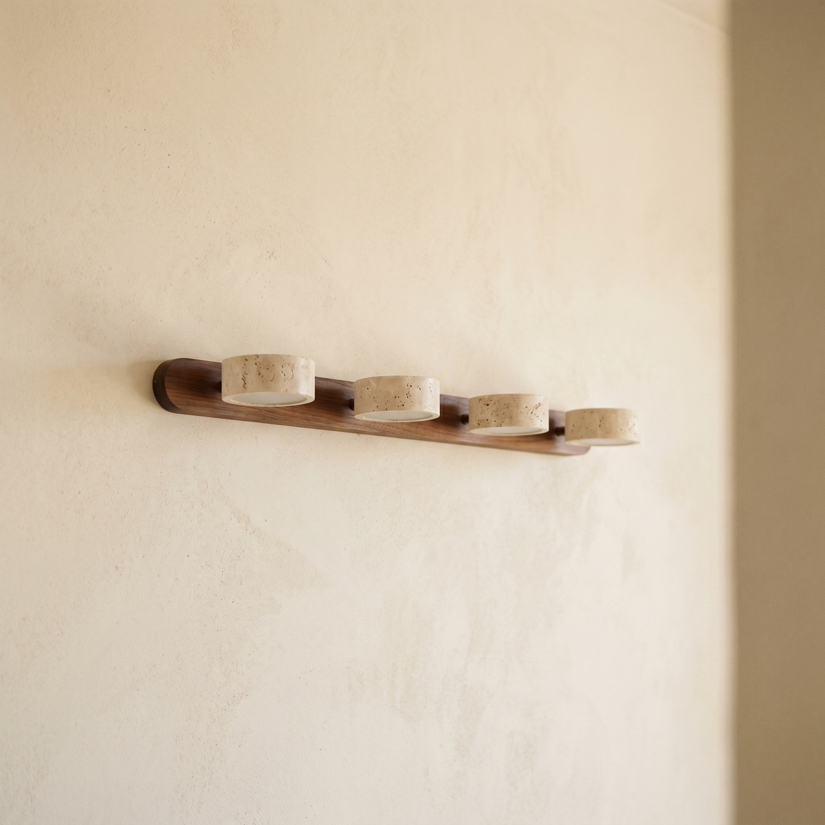 Applique Murale 4 Spots en Travertin & Bois