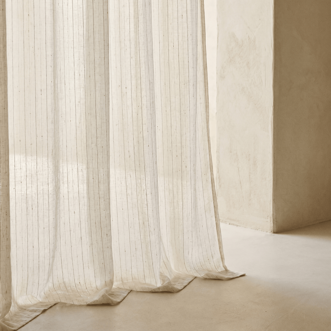 Tenda in voile a righe semitrasparente effetto lino